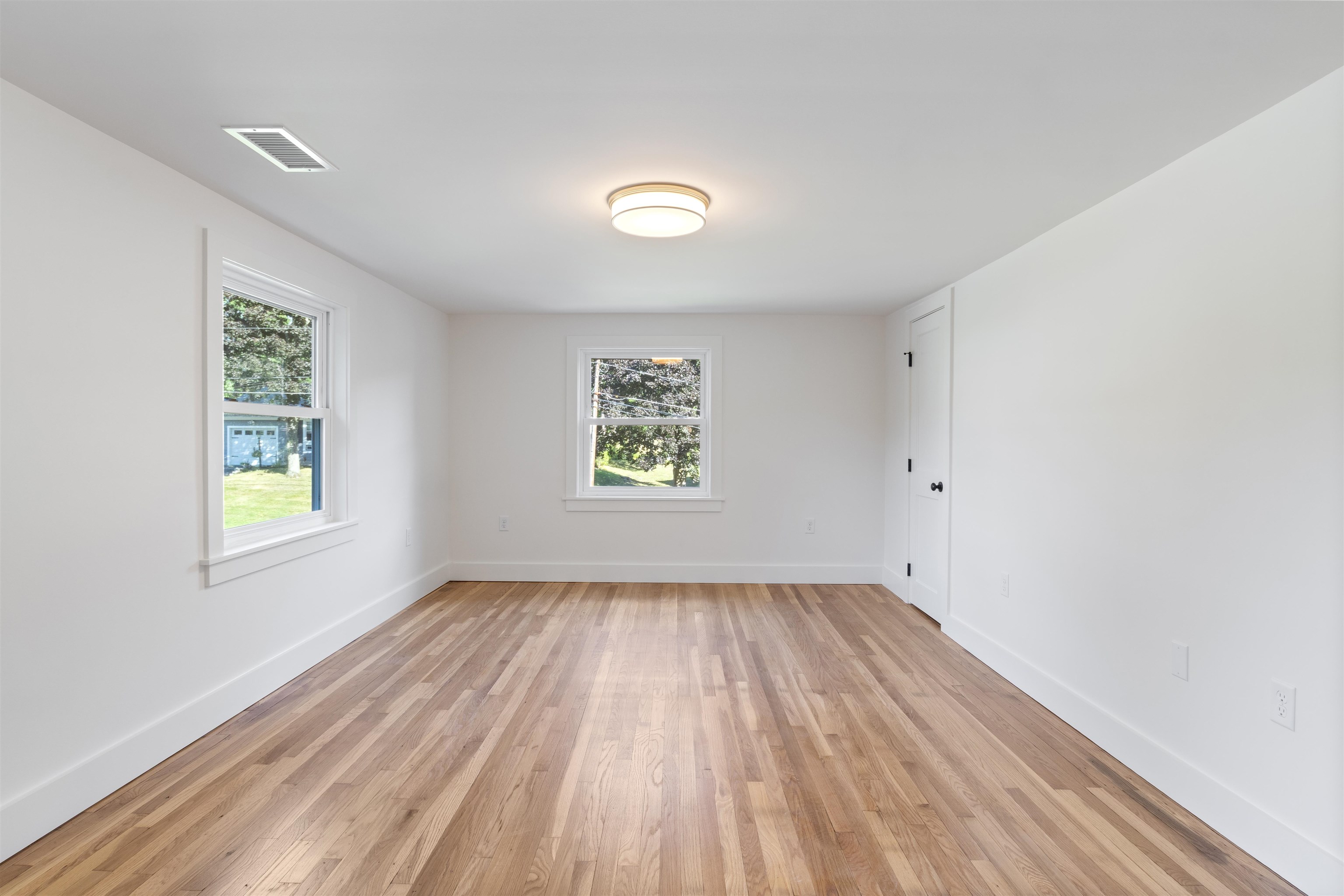 2 Sweetbriar Lane