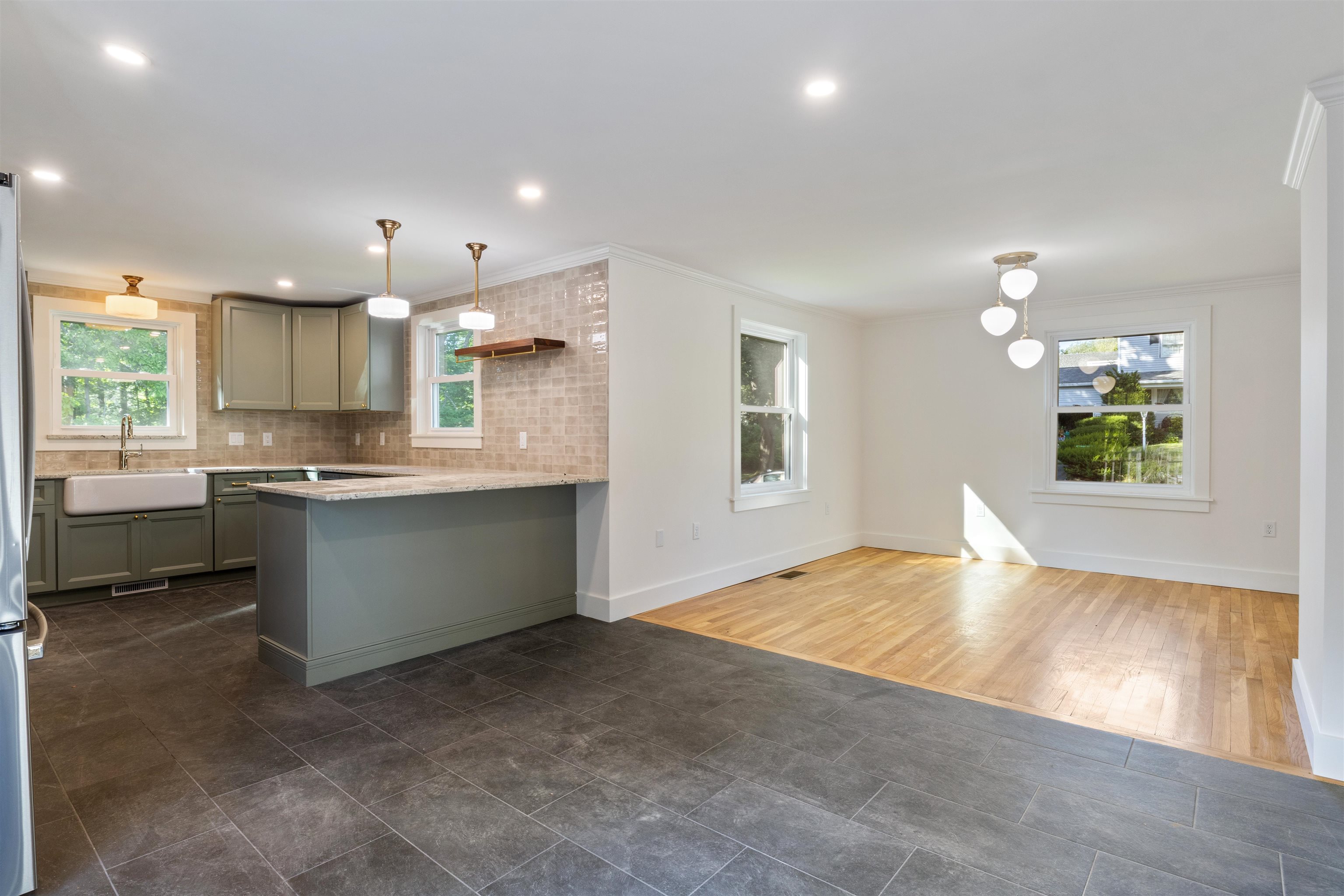 2 Sweetbriar Lane