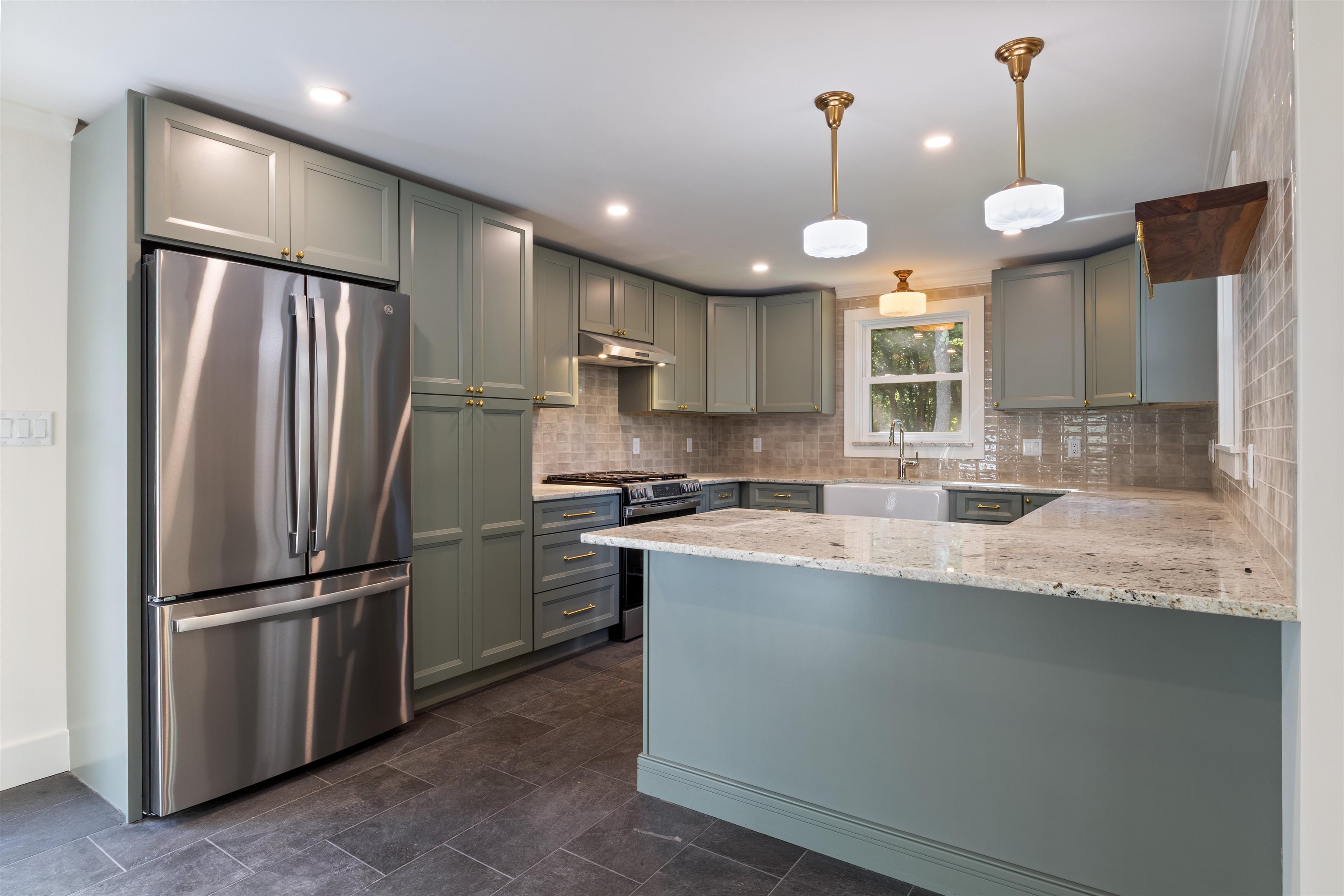 2 Sweetbriar Lane