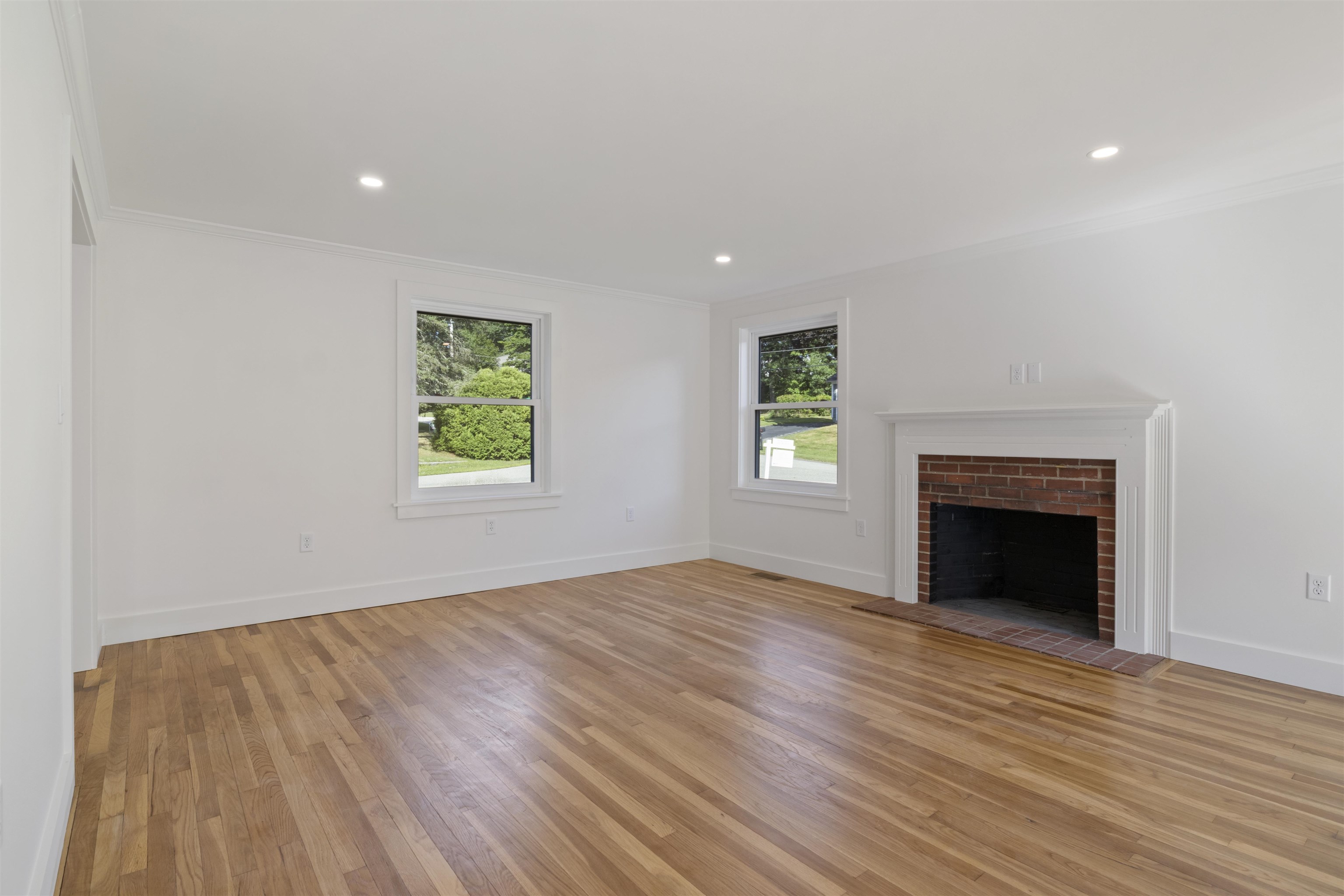 2 Sweetbriar Lane