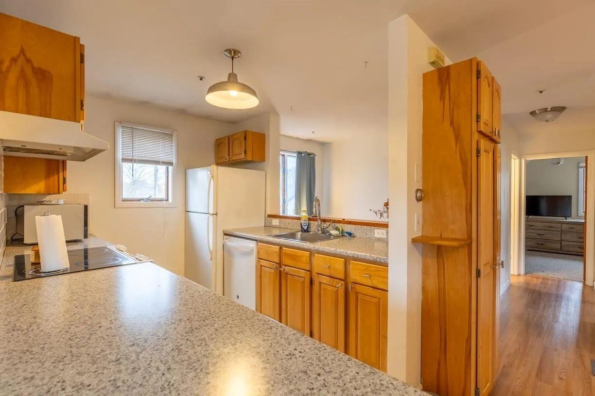 20 Charles Street Unit: H