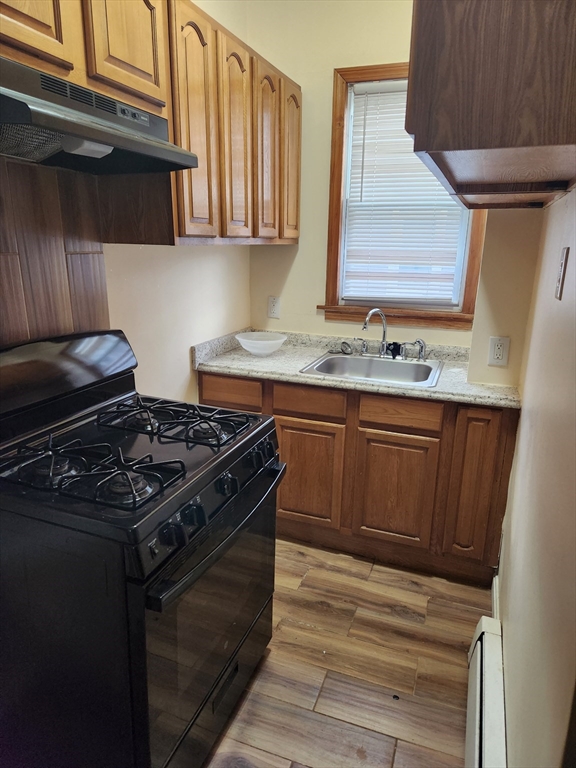 1-1b Warwick St # 1
