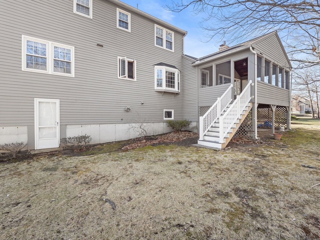 60 Langley Ln