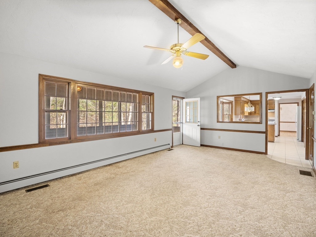 60 Langley Ln