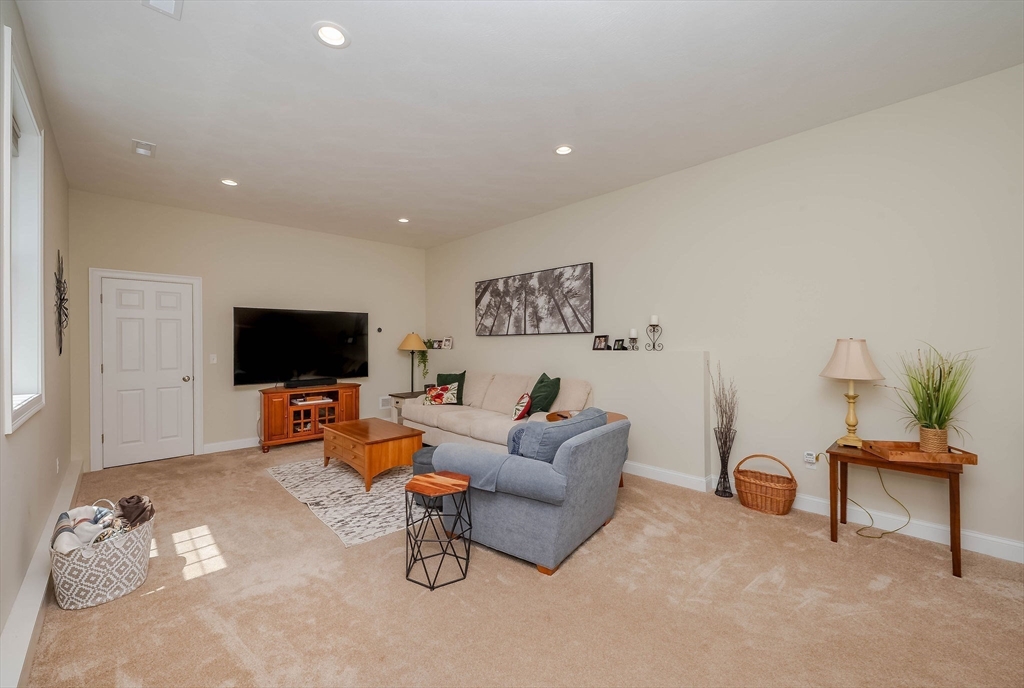 17 Cypress Circle