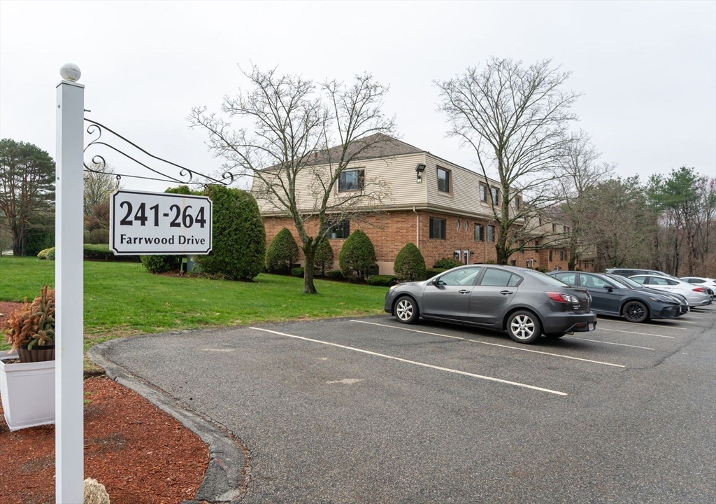 252 Farrwood Dr # 252
