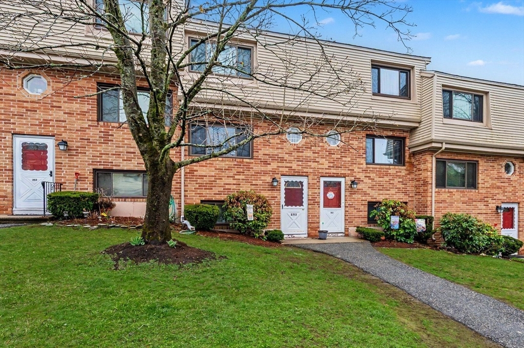 252 Farrwood Dr # 252