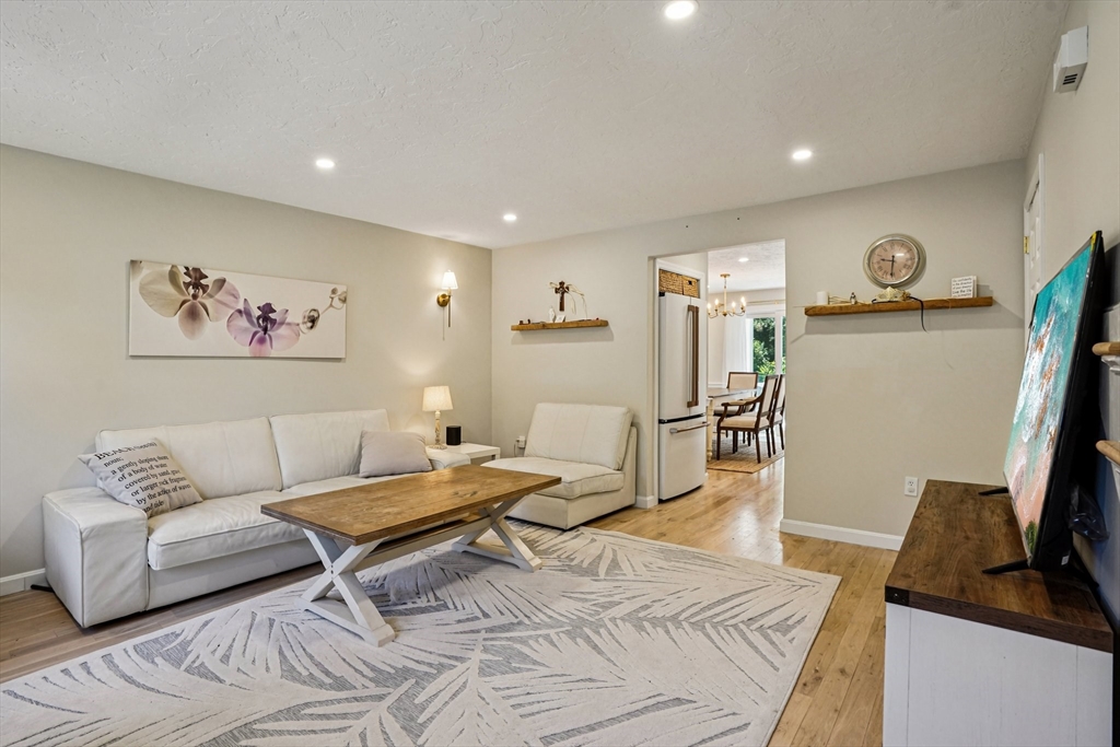 453 Turnpike Street # 20