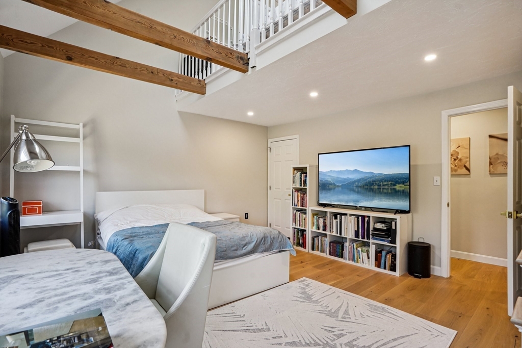 453 Turnpike Street # 20