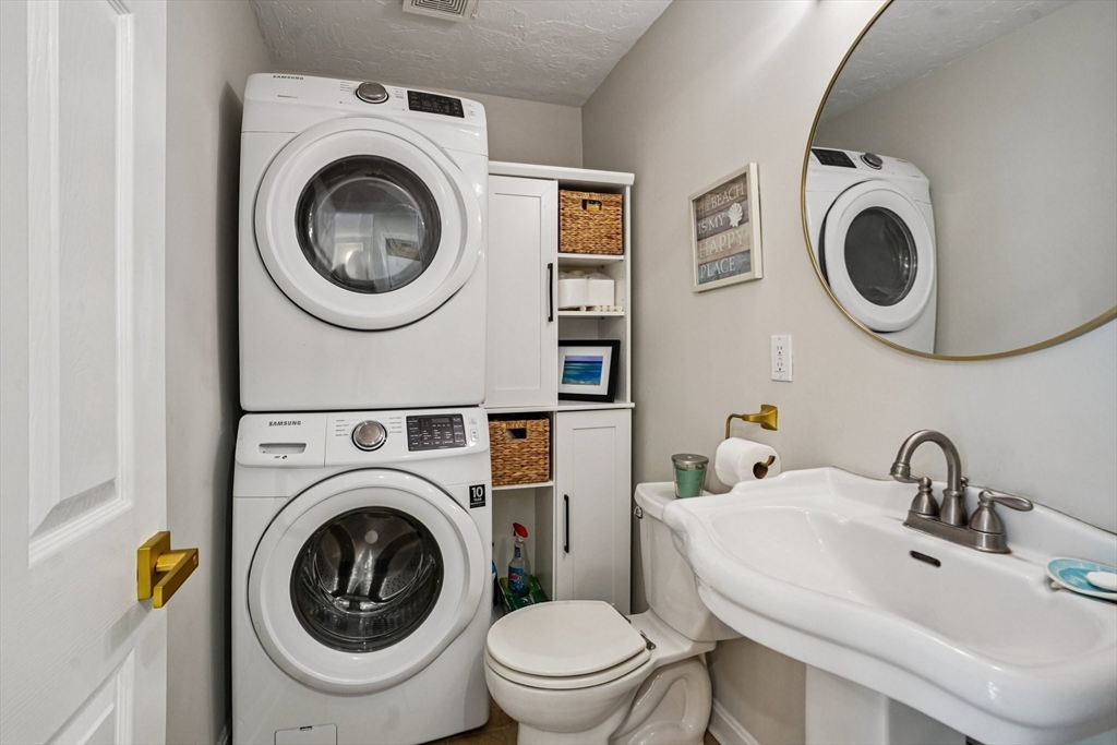 453 Turnpike Street # 20