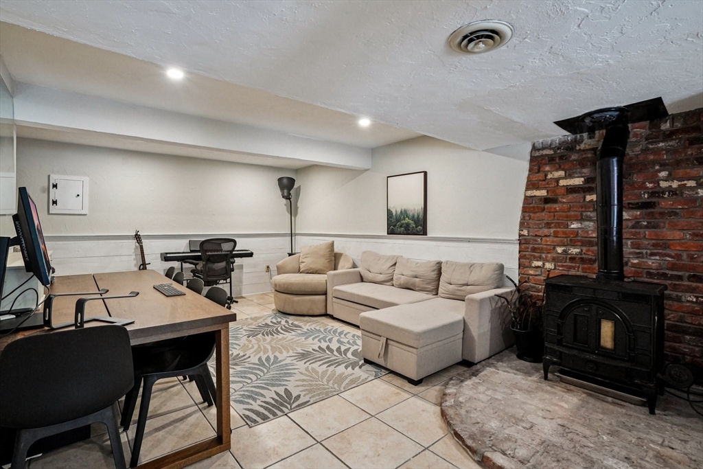 453 Turnpike Street # 20