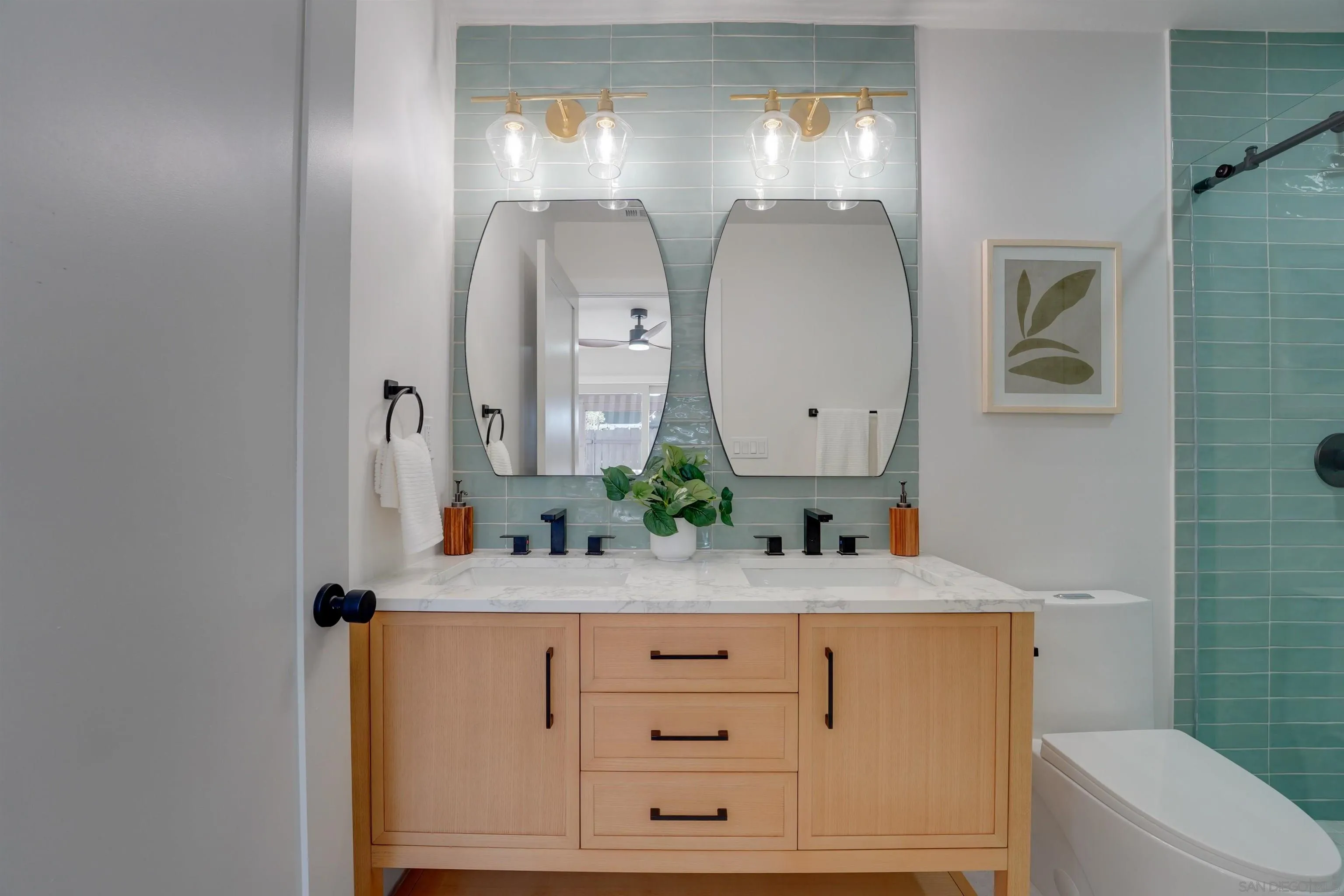 1523 Lucky St, Oceanside