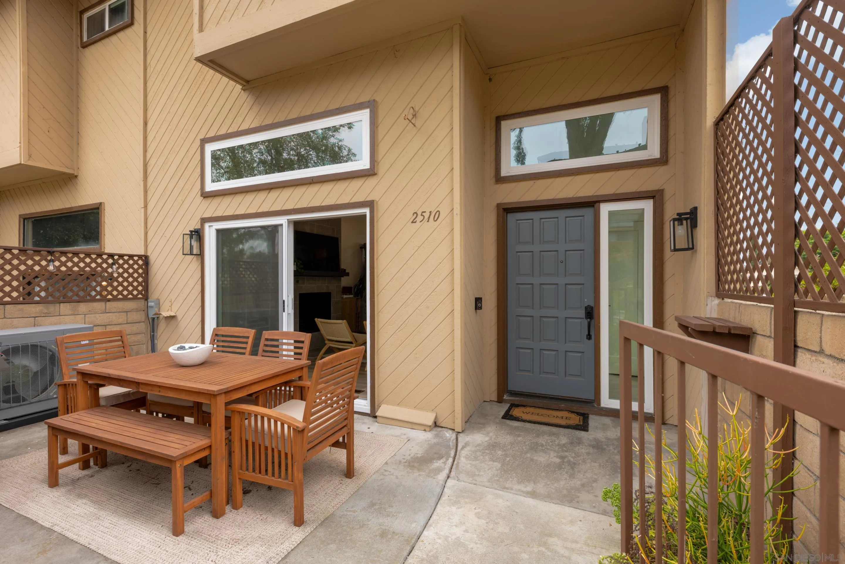 2510 Woodlands Way