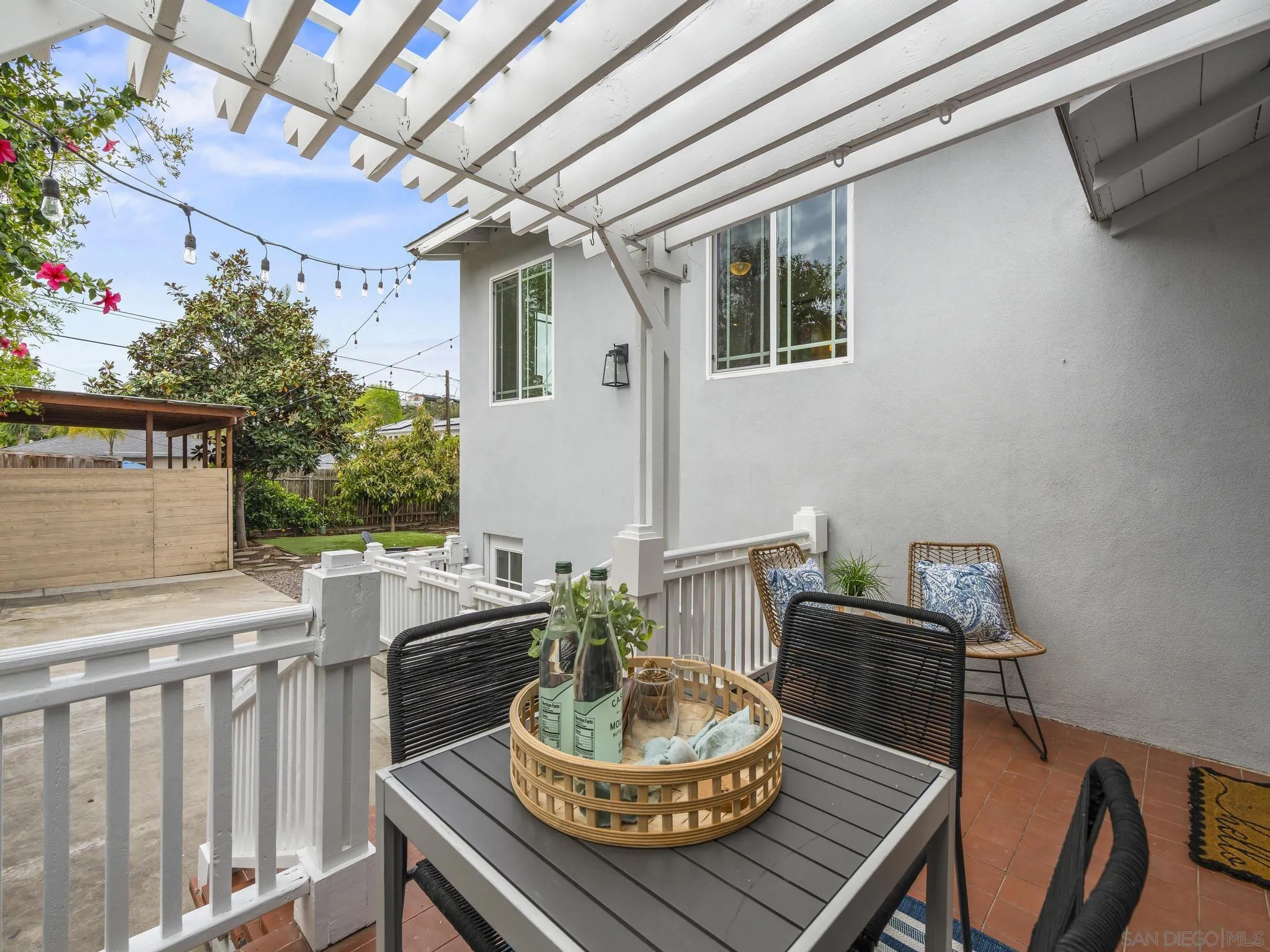 4125 Tennyson