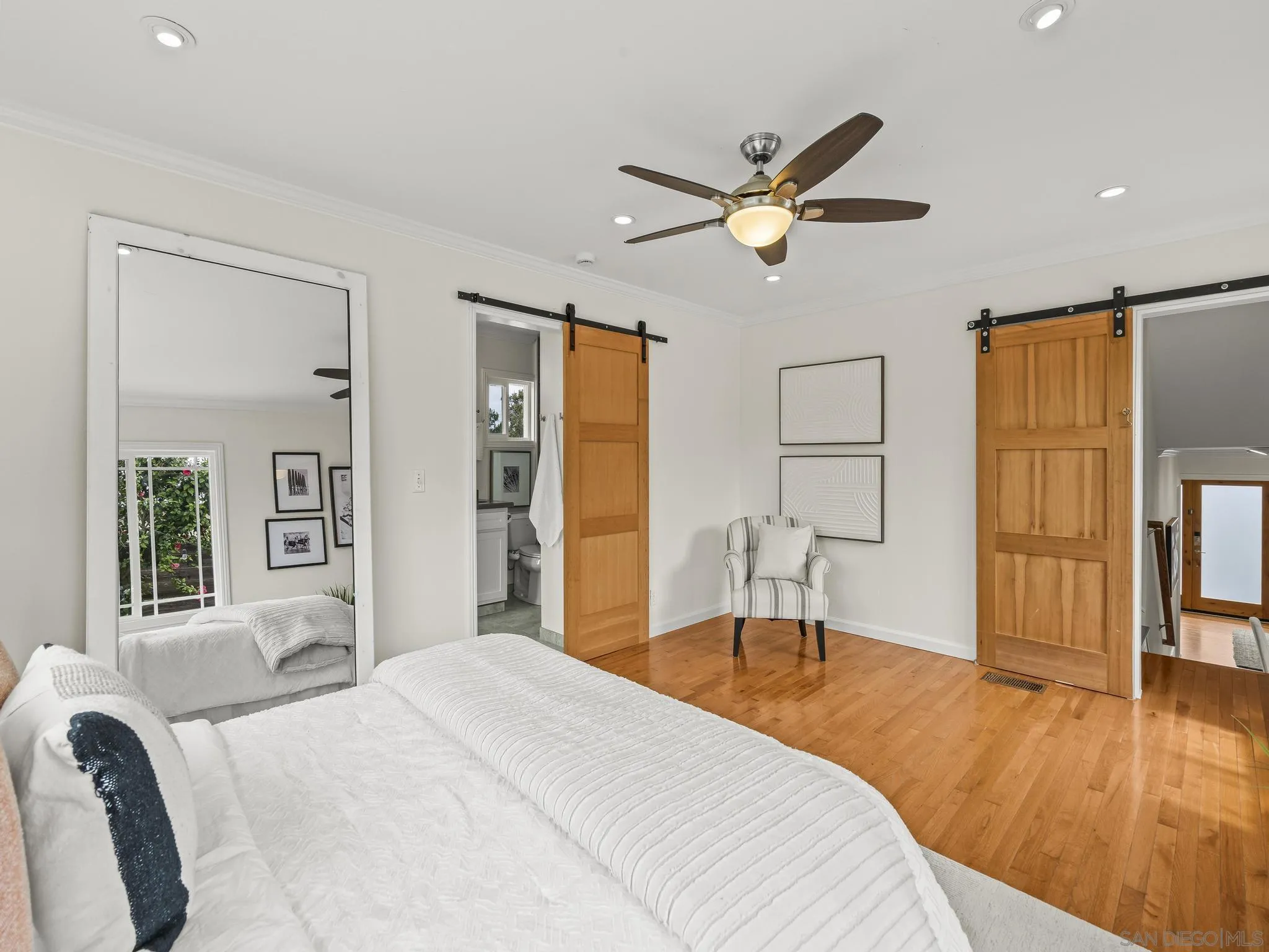 4125 Tennyson