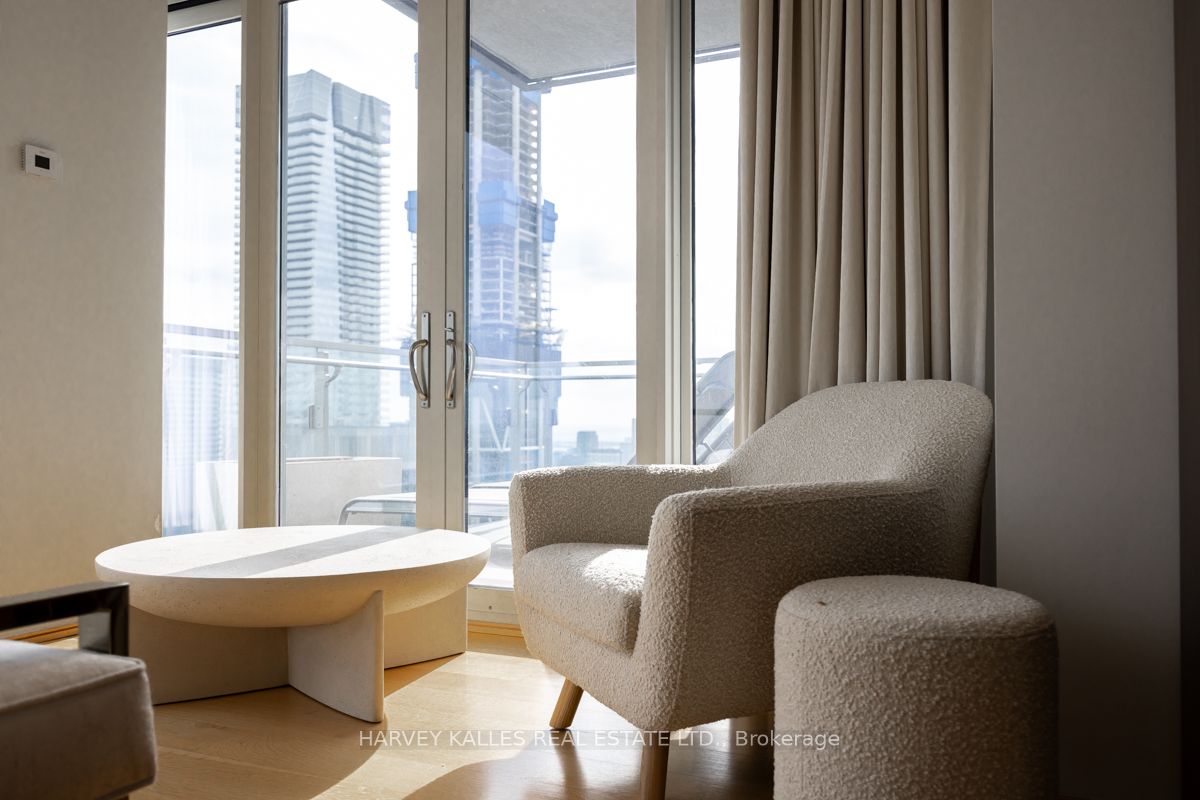 50 Yorkville Ave Unit: 4403