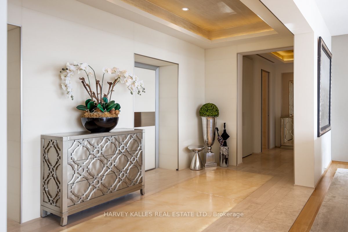 50 Yorkville Ave Unit: 4403