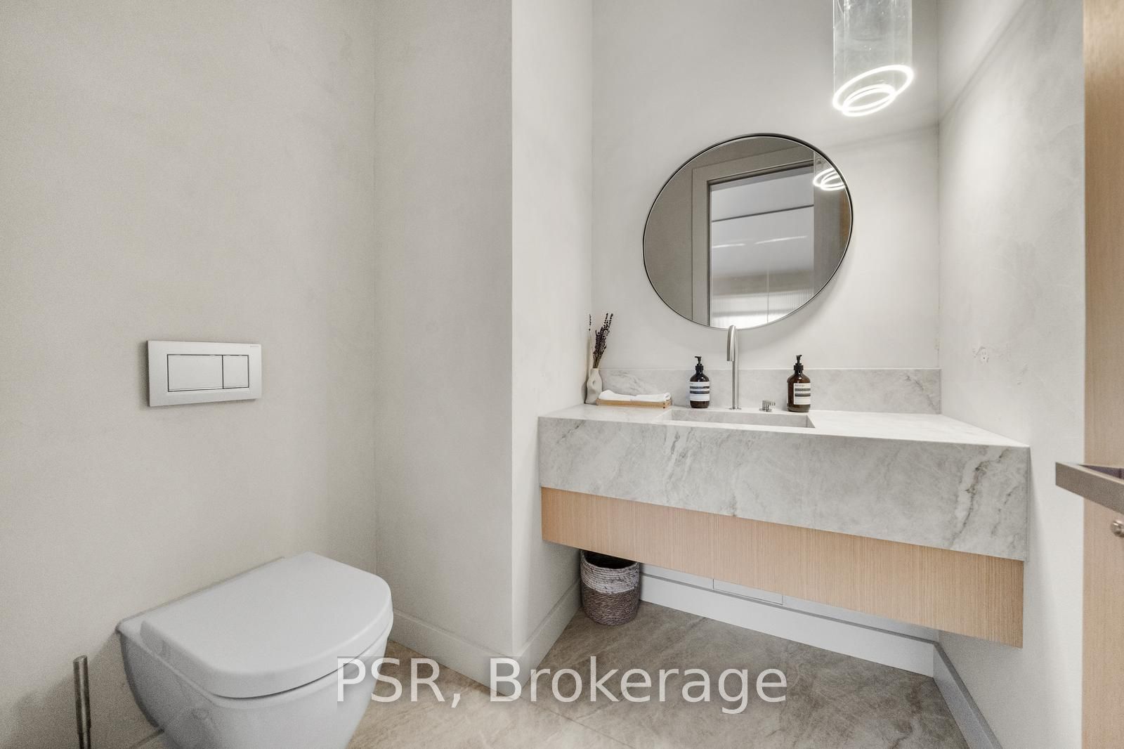 10 Bellair St Unit: 2402