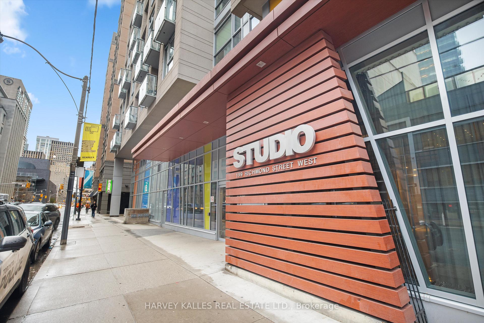 199 Richmond St W Unit: PH101