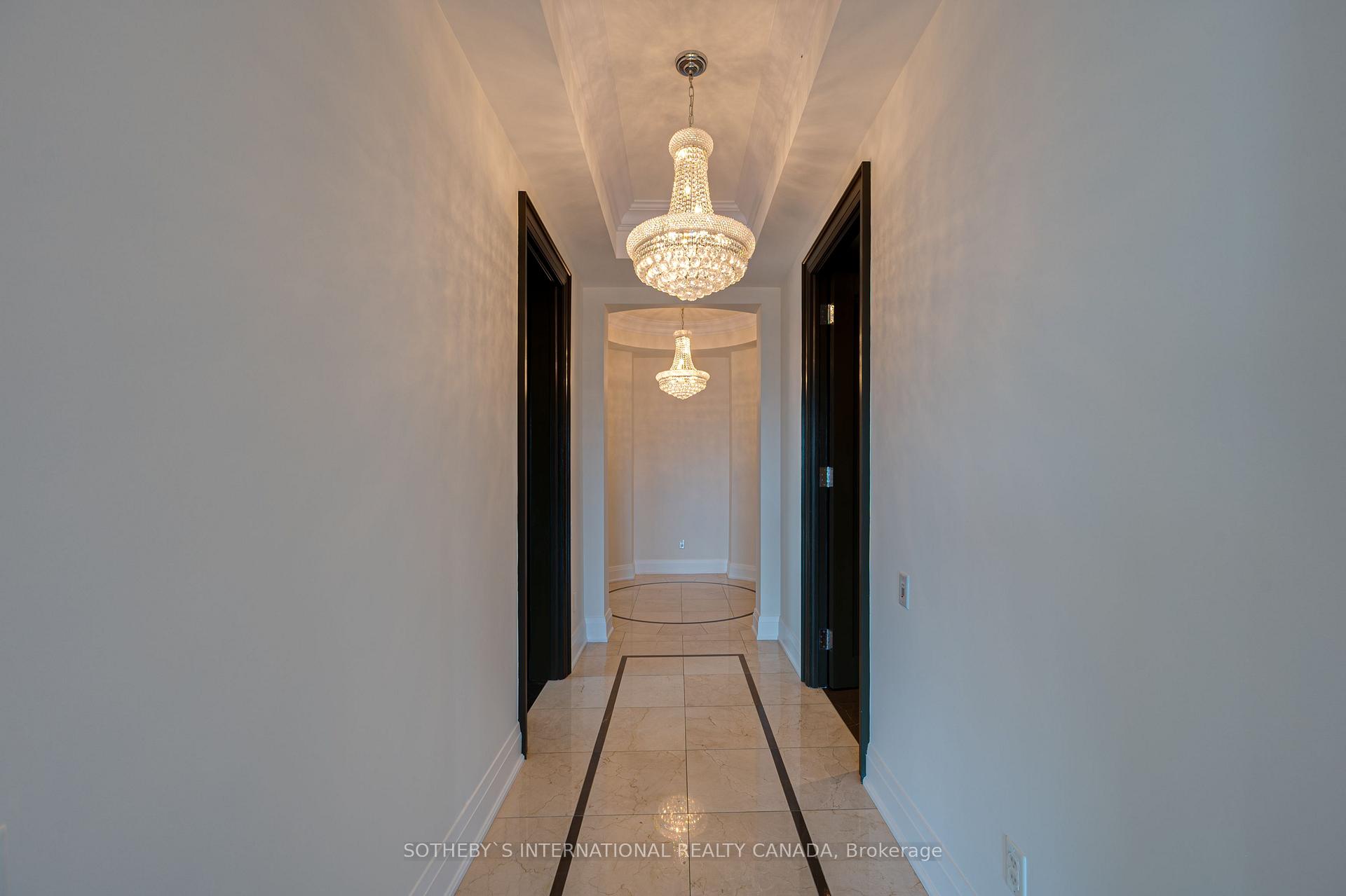 80 Yorkville Ave Unit: 1402