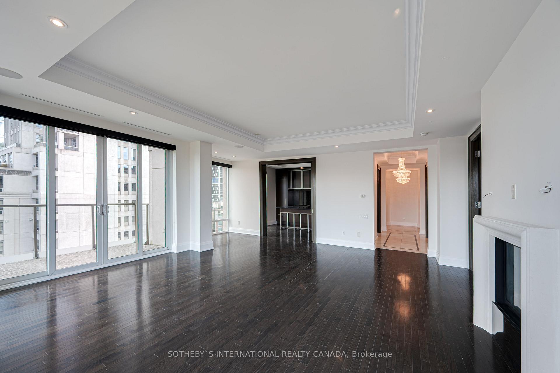 80 Yorkville Ave Unit: 1402