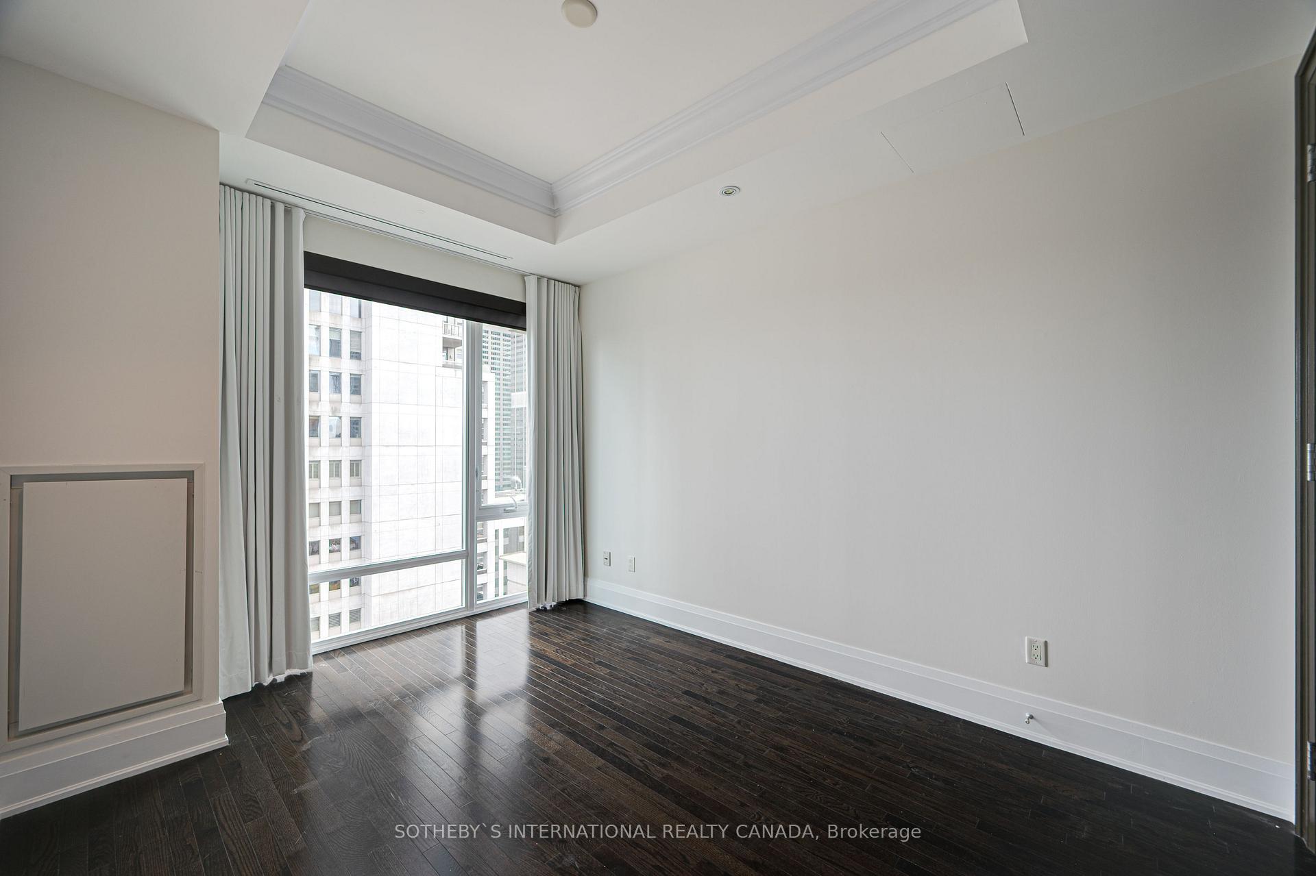 80 Yorkville Ave Unit: 1402