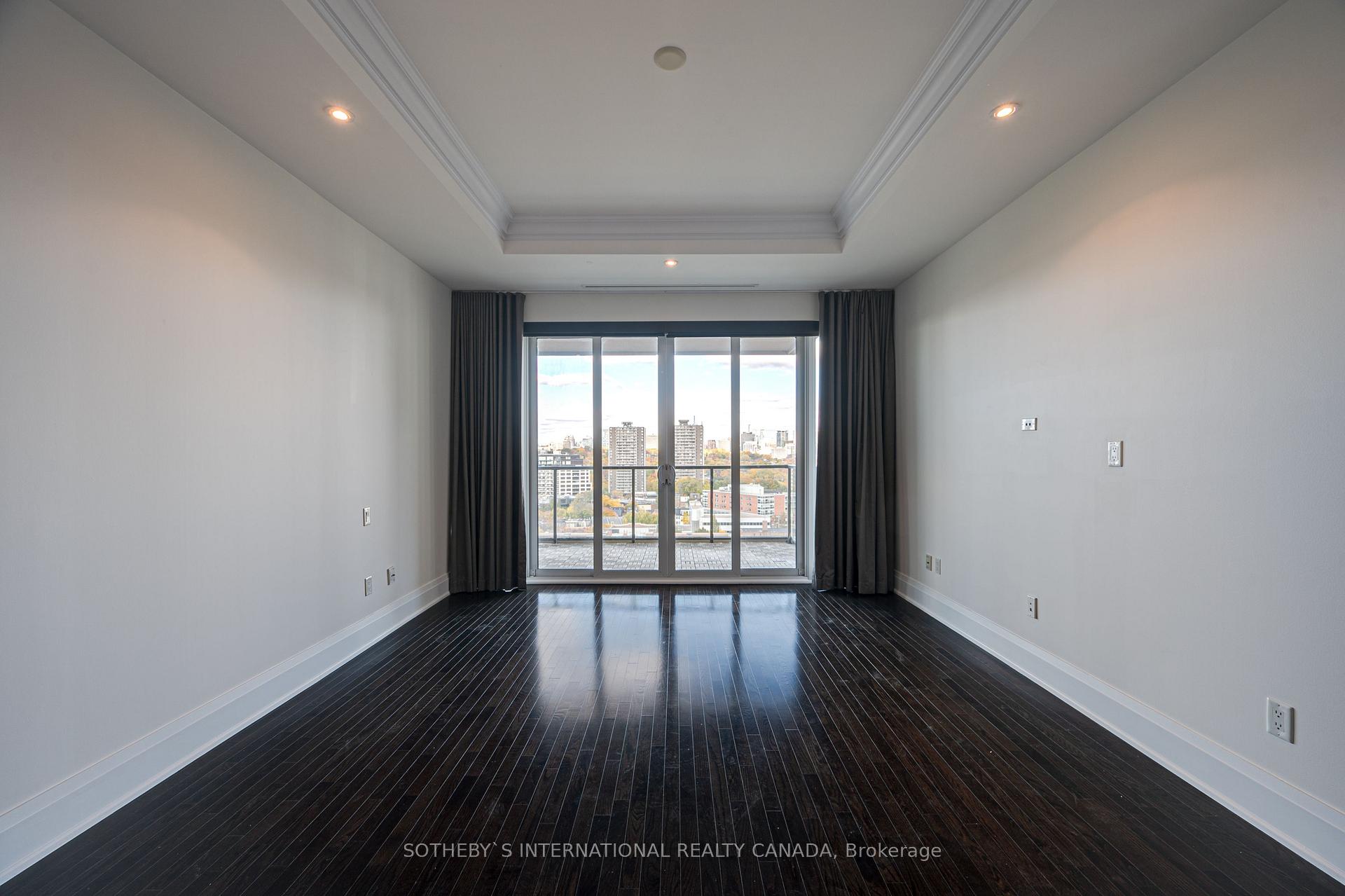 80 Yorkville Ave Unit: 1402