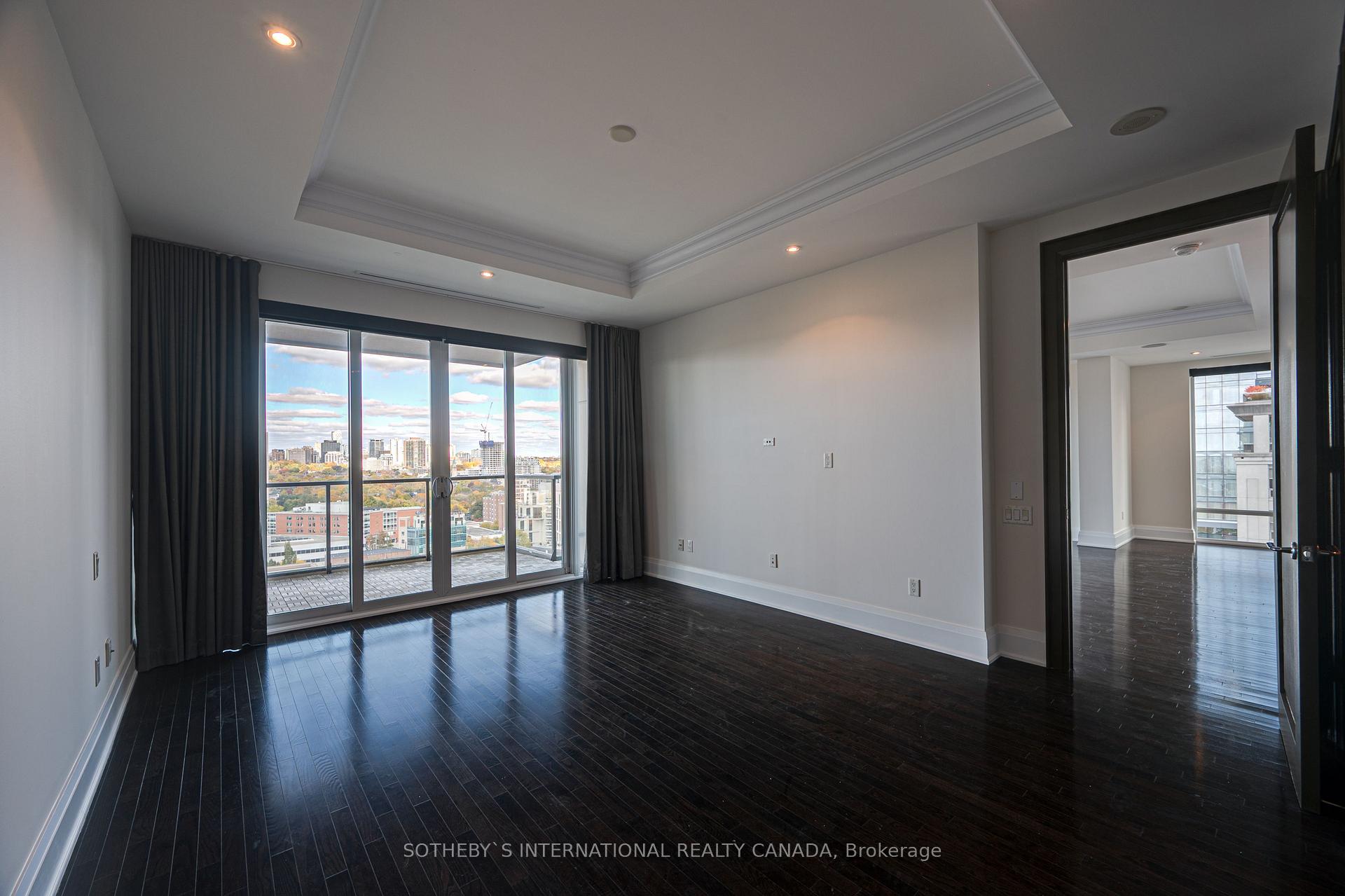 80 Yorkville Ave Unit: 1402