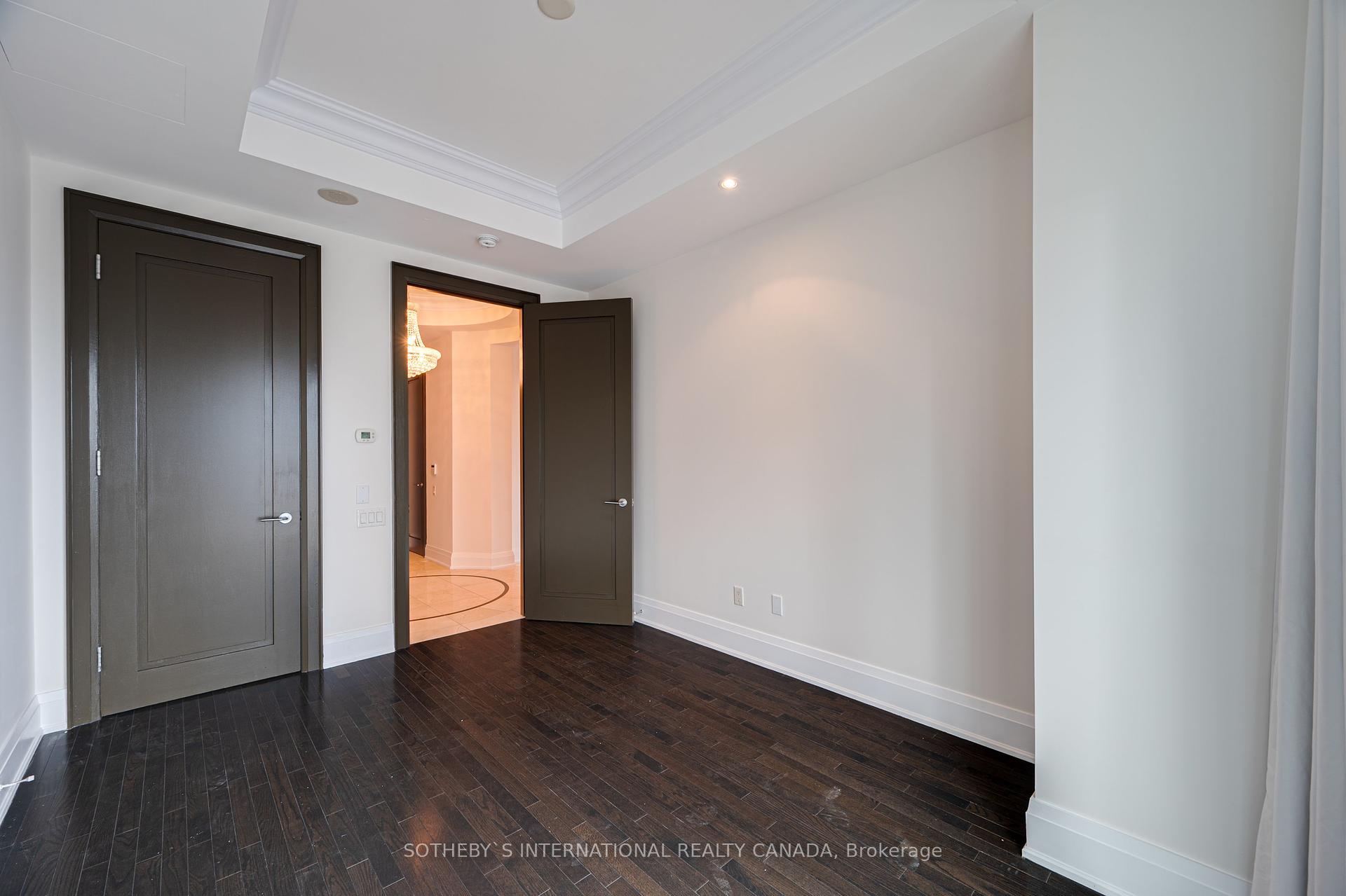 80 Yorkville Ave Unit: 1402