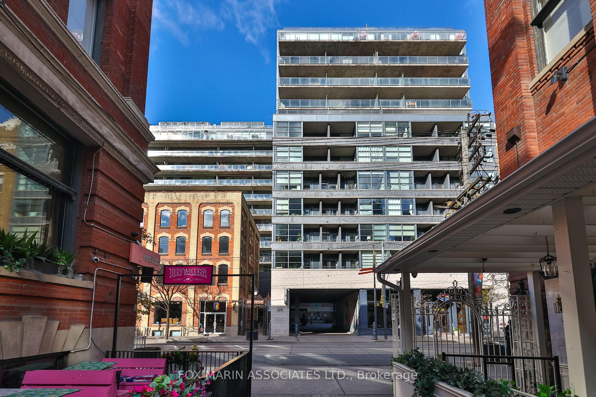 478 King St W Unit: PH-02