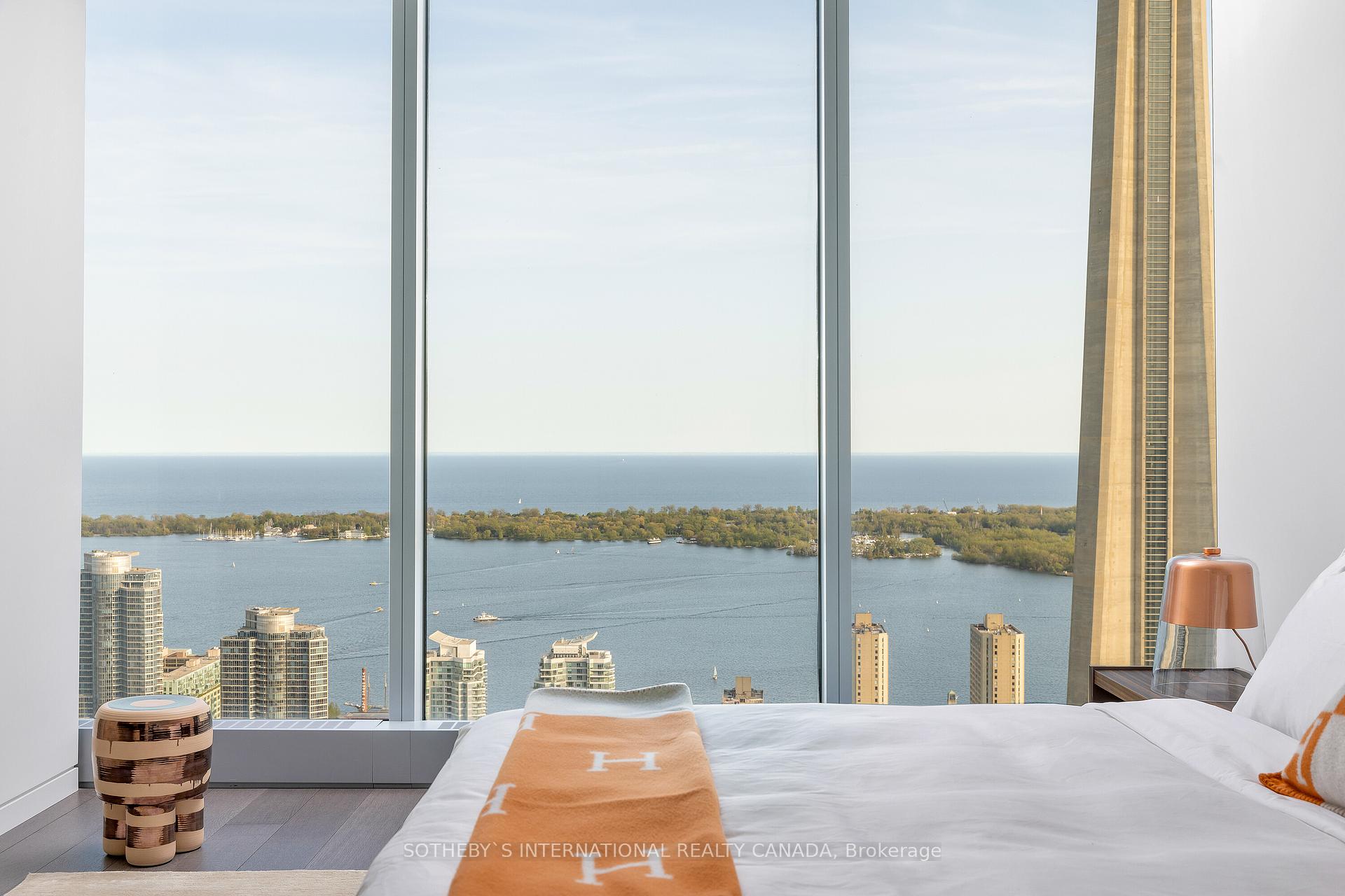 #4602 & 4603 - 183 Wellington Street, Toronto Unit: 4602 & 4603