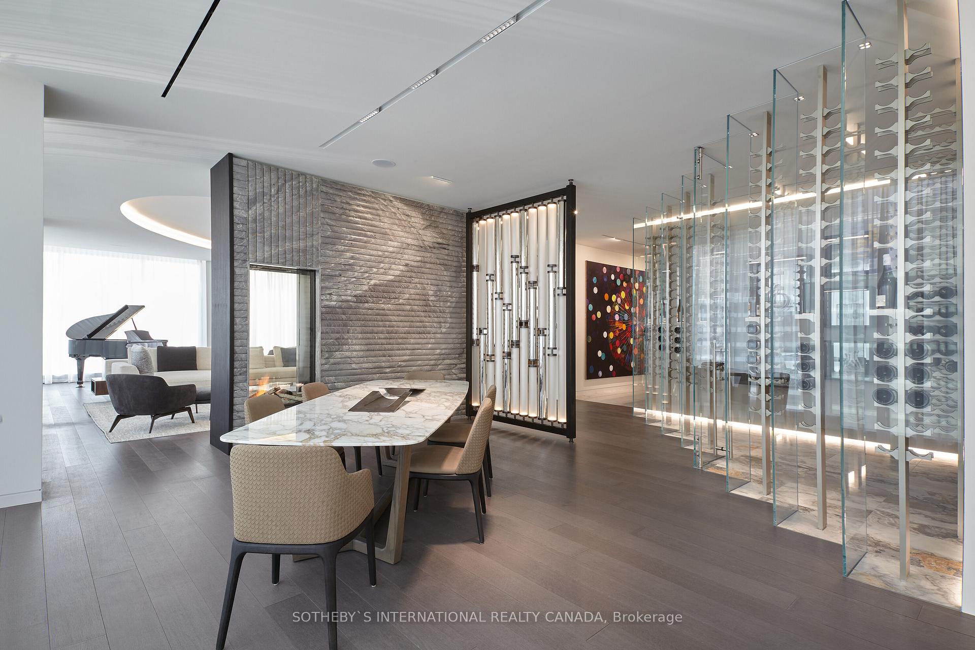 #4602 & 4603 - 183 Wellington Street, Toronto Unit: 4602 & 4603