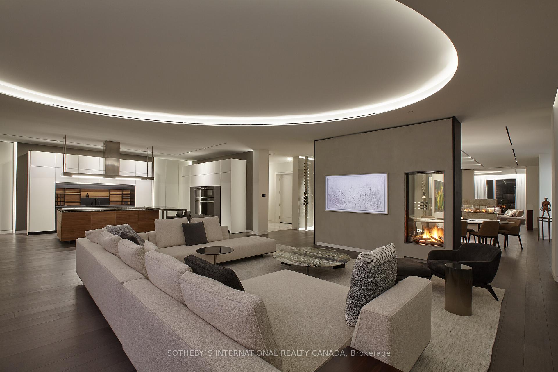 #4602 & 4603 - 183 Wellington Street, Toronto Unit: 4602 & 4603