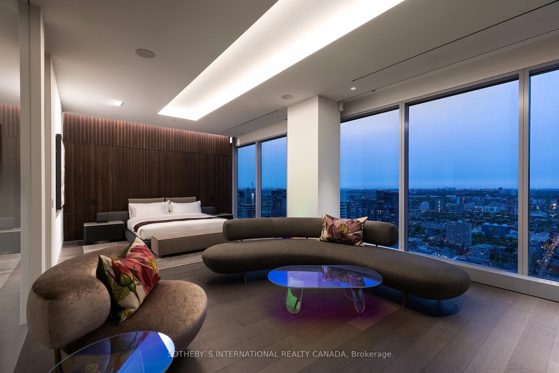 #4602 & 4603 - 183 Wellington Street, Toronto Unit: 4602 & 4603