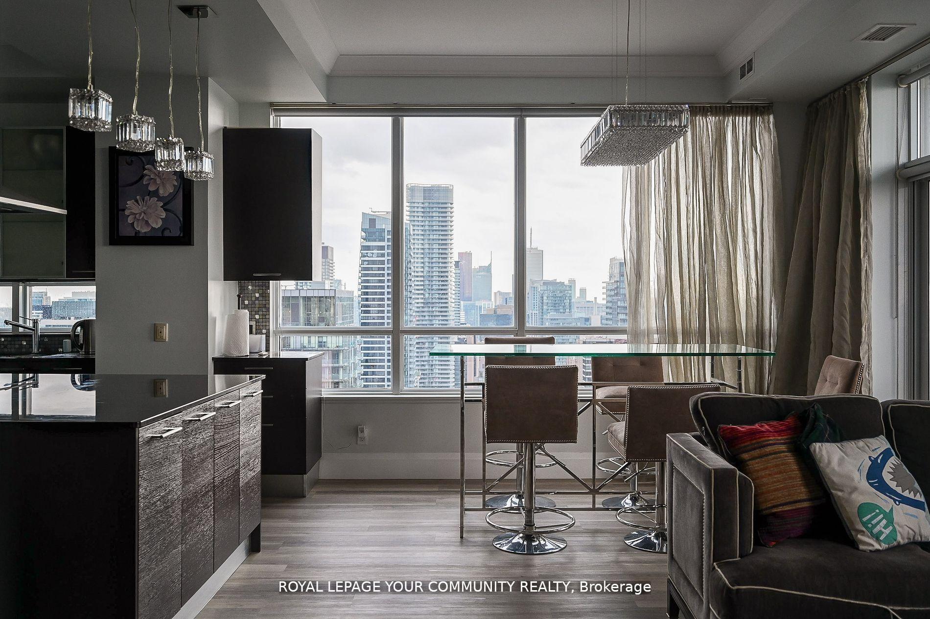 #Ph 35 - 21 Balmuto Street, Toronto Unit: Ph 35