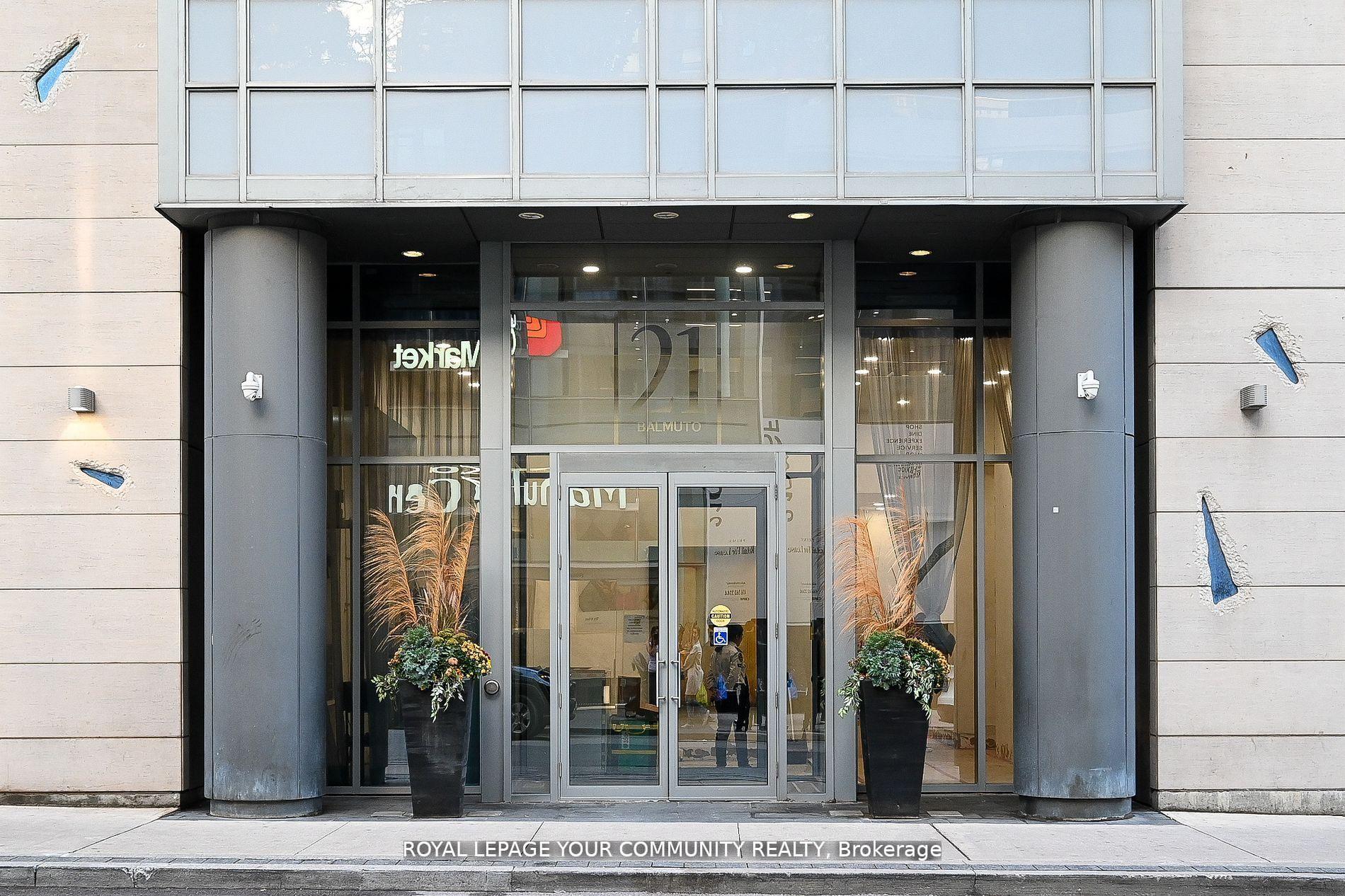 #Ph 35 - 21 Balmuto Street, Toronto Unit: Ph 35