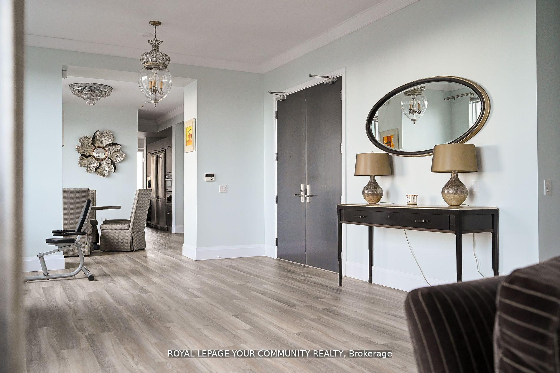 #Ph 35 - 21 Balmuto Street, Toronto Unit: Ph 35