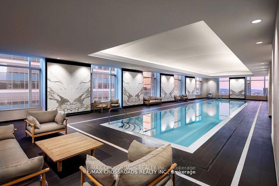 #4801 - 311 Bay Street, Toronto Unit: 4801