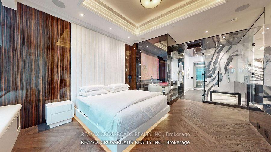 #4801 - 311 Bay Street, Toronto Unit: 4801