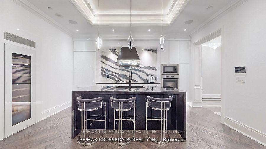 #4801 - 311 Bay Street, Toronto Unit: 4801