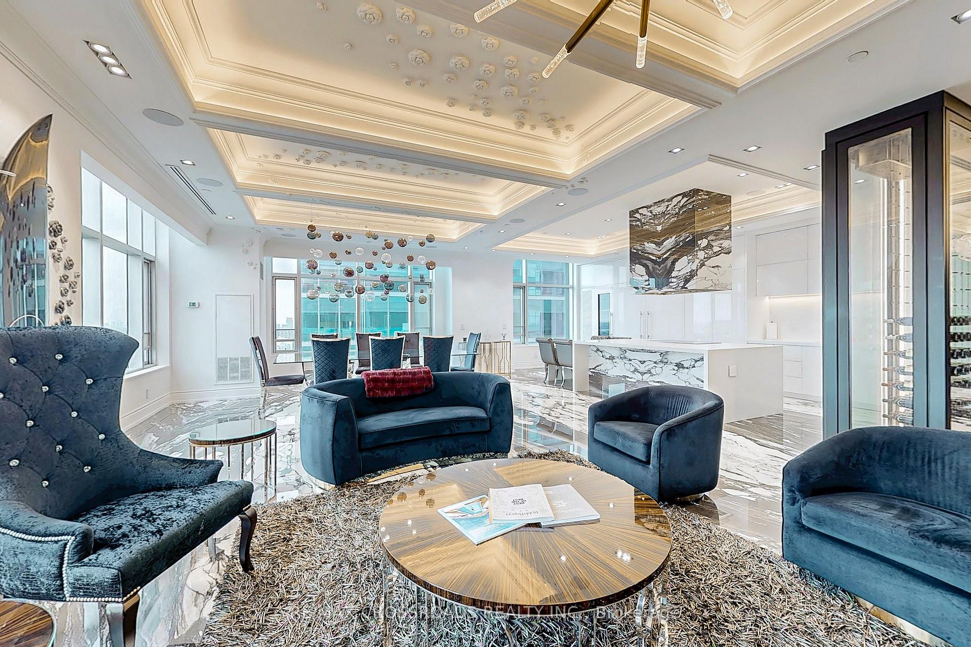 #4801 - 311 Bay Street, Toronto Unit: 4801
