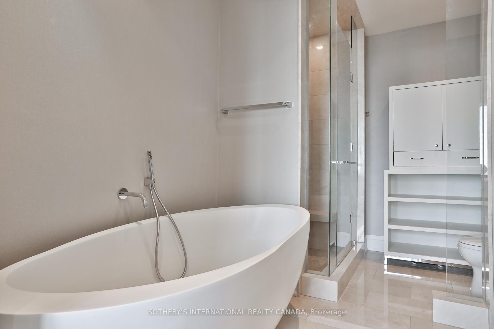 50 Yorkville Avenue 2503/2504