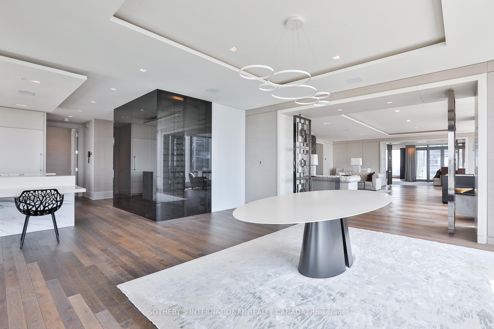 50 Yorkville Avenue 2503/2504