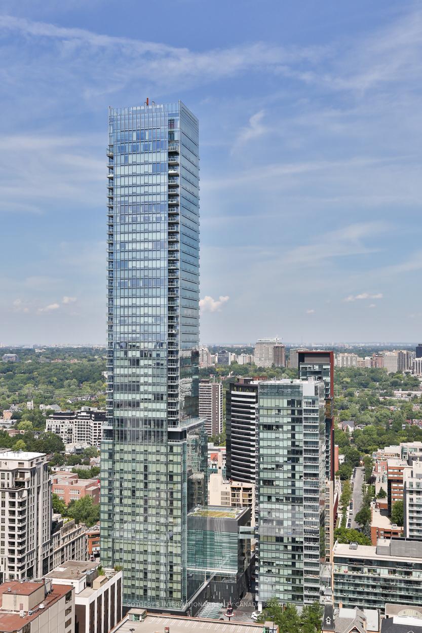 50 Yorkville Avenue 2503/2504