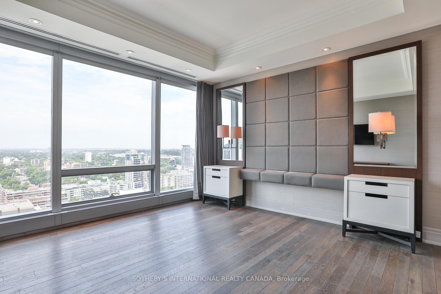 50 Yorkville Avenue 2503/2504