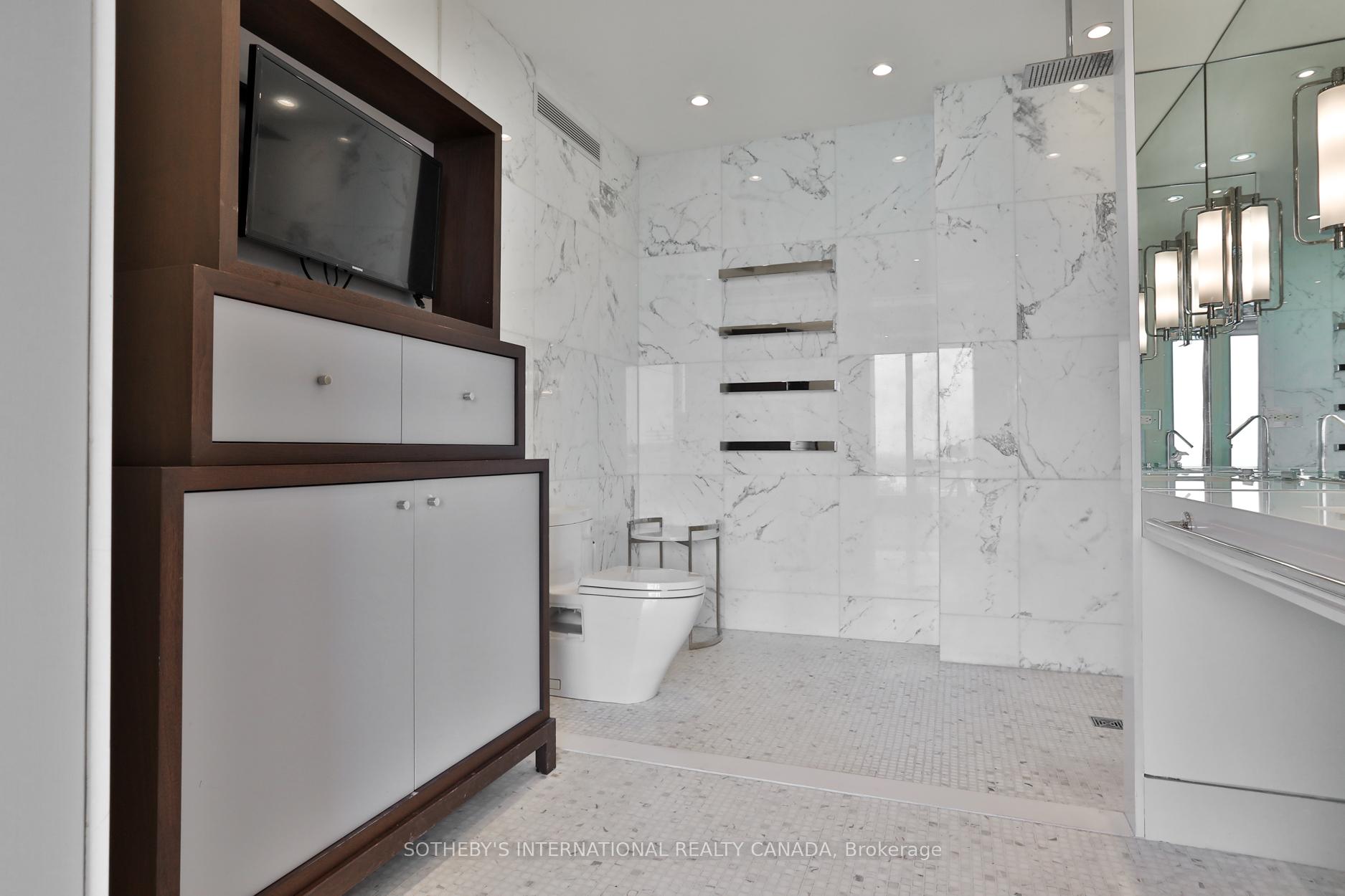 50 Yorkville Avenue 2503/2504