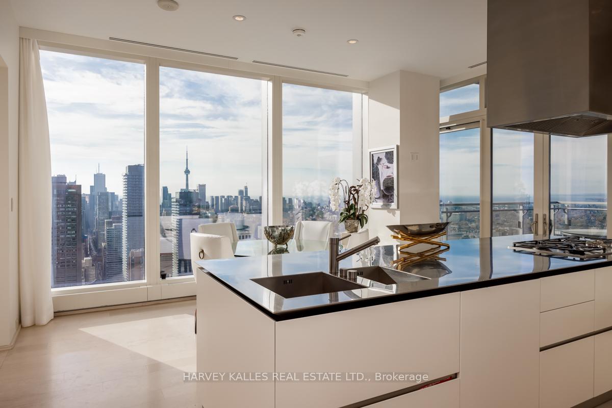 50 Yorkville Avenue 4403