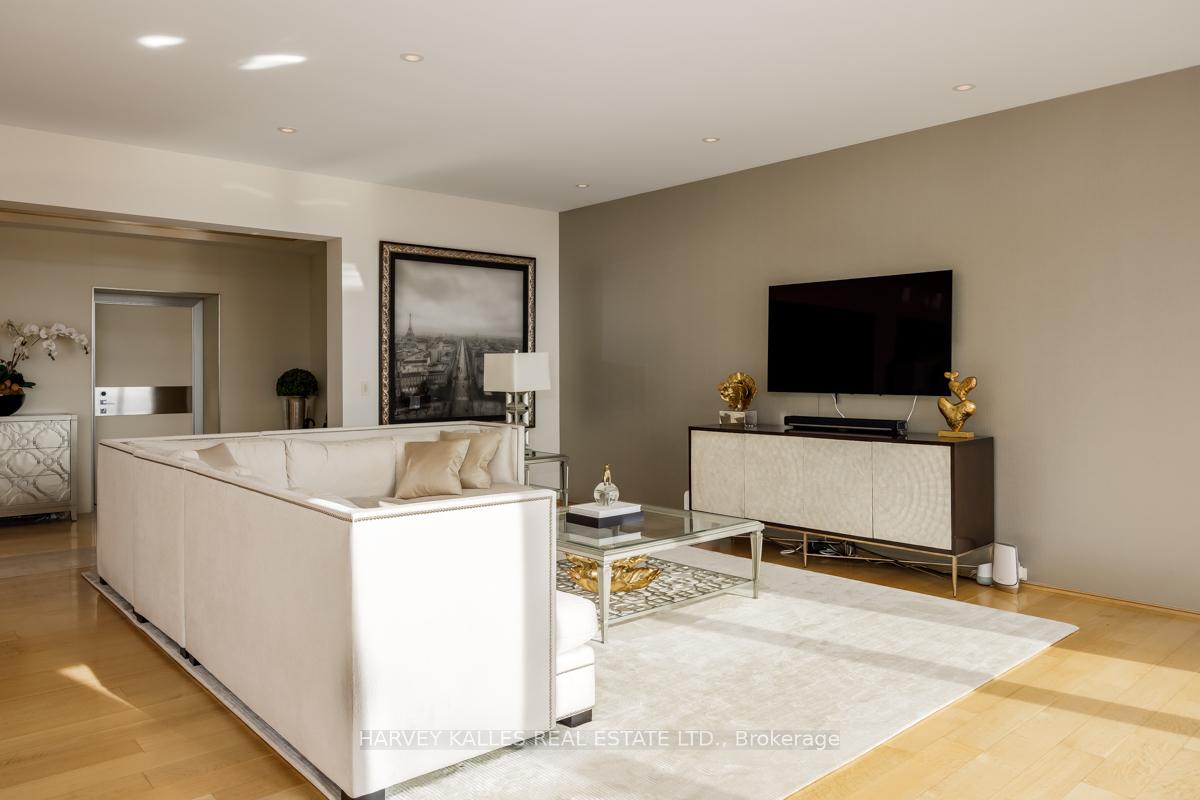 50 Yorkville Avenue 4403