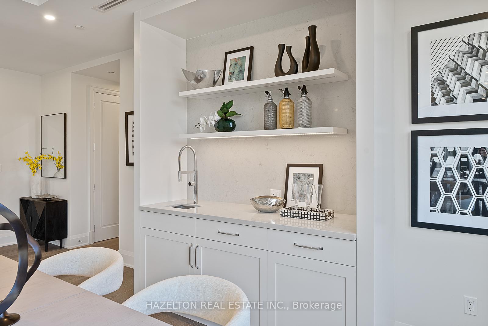 128 Hazelton Avenue 802