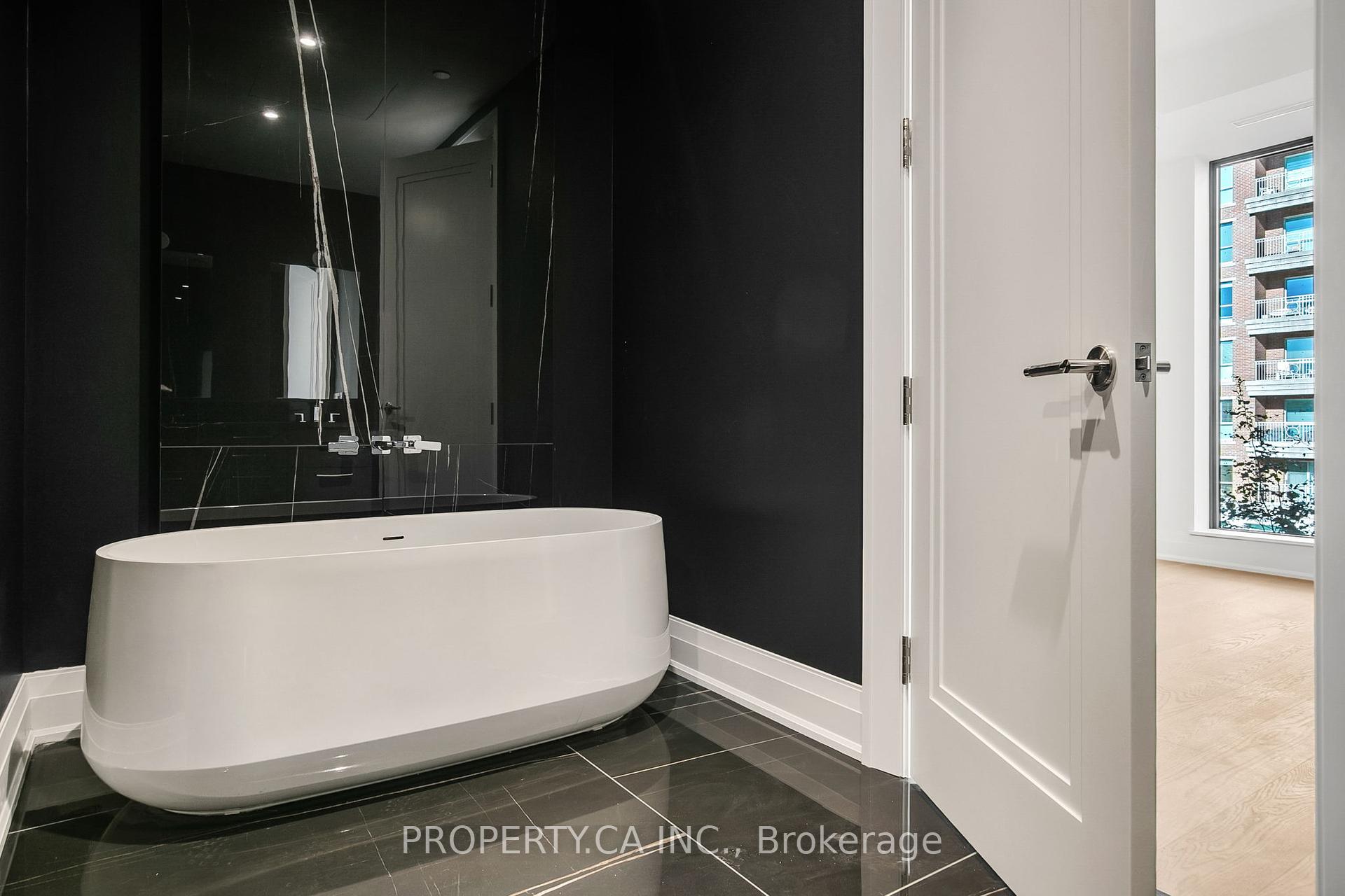 10 Prince Arthur Avenue 403